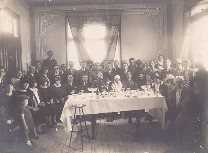 rethumno gamos 1920