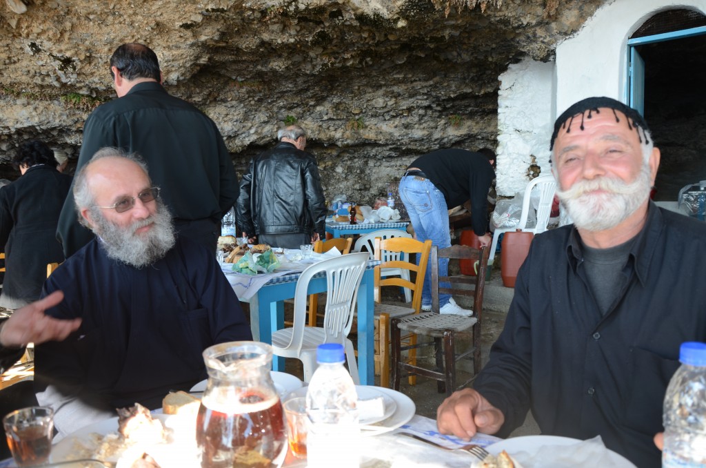 Ο παπάς και ο γιδάρης, δυό βιβλικές φυσιογνωμίες