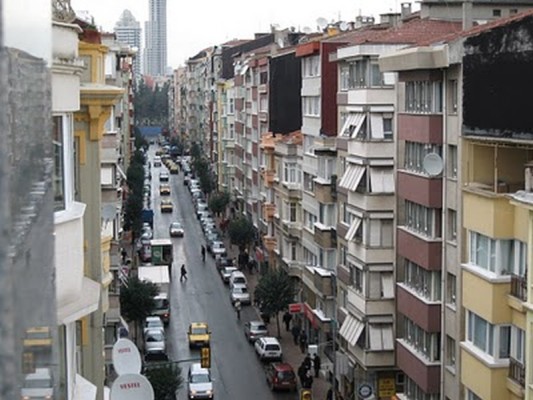 Η πιο πολυπληθής περιοχή απο άποψη Ελληνικού στοιχείου σήμερα στην Πόλη. Μαζί με το Φερίκιοϊ συγκεντρώνει πάνω απο 1200 ομογενείς και διαθέτει τρεις εκκλησίες.